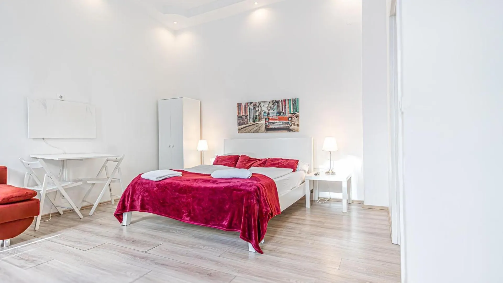 Sleek Studio Apt - Suitable For Longstays Wiedeń