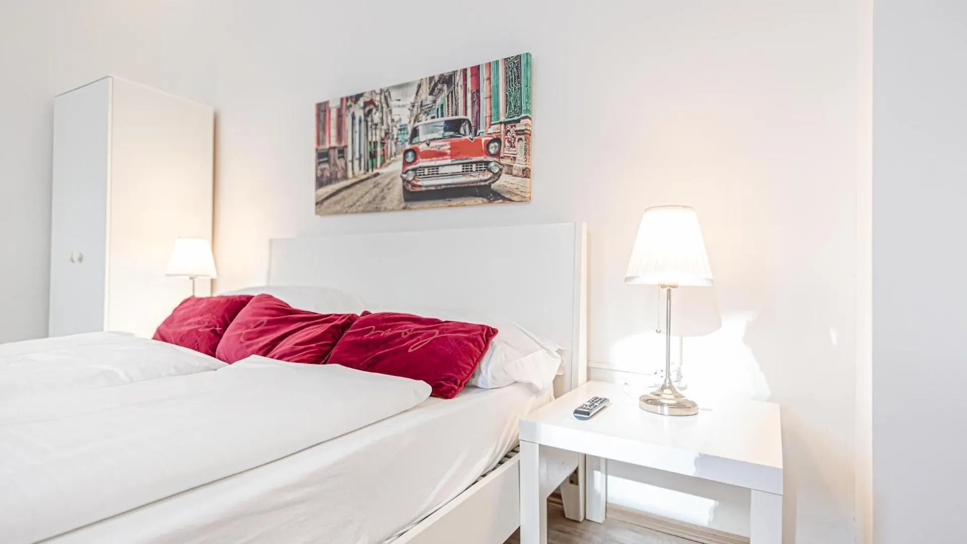 Sleek Studio Apt - Suitable For Longstays Wiedeń Apartament